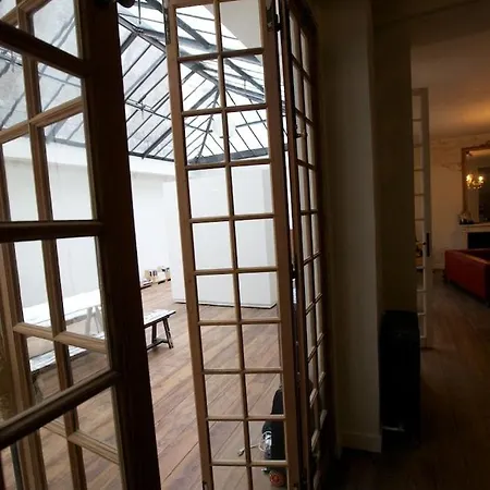 Apartment Charming Chic In Upper Marais 160m Paris