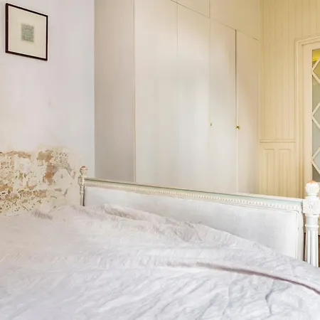 Charming Chic In Upper Marais 160m * Paris