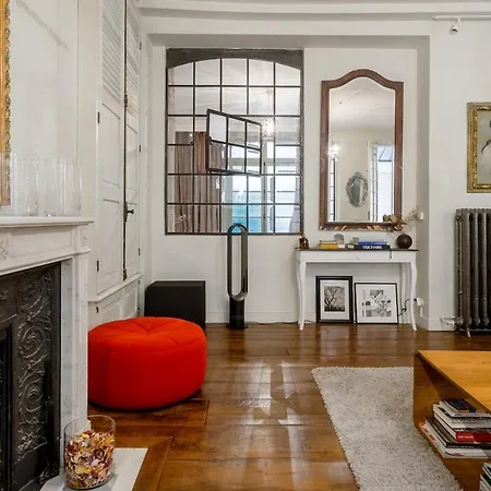 Apartment Charming Chic In Upper Marais 160m Paris