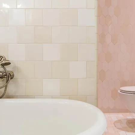 Apartment Charming Chic In Upper Marais 160m