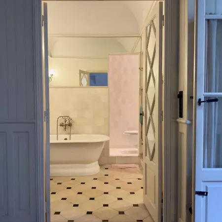 Apartment Charming Chic In Upper Marais 160m Paris