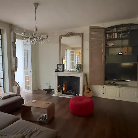 Charming Chic In Upper Marais 160m Apartment Paris