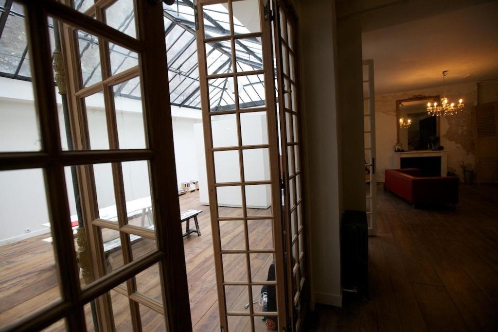 Apartment Charming Chic In Upper Marais 160m Paris