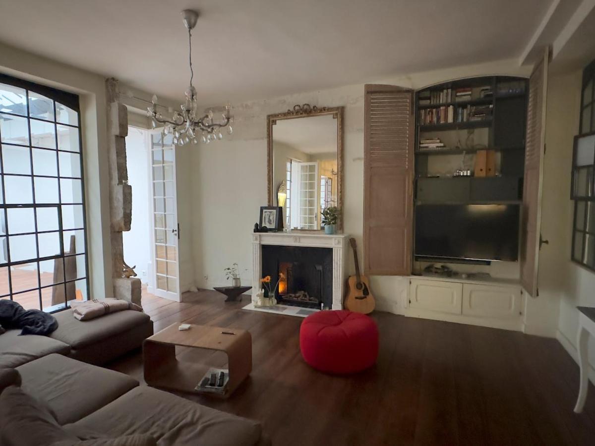 Charming Chic In Upper Marais 160m Apartment Paris